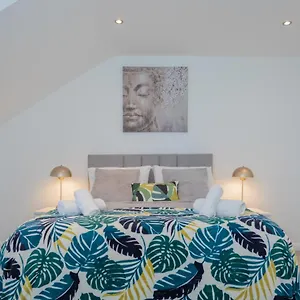 The Arches New Modern 2br Belfast