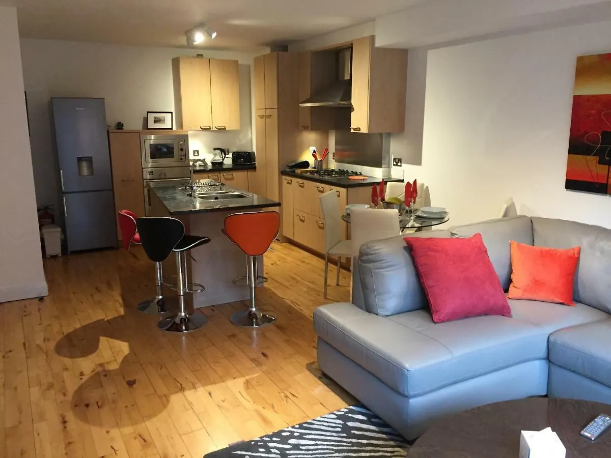 Apartment City Centre Belfast Free Parking United Kingdom