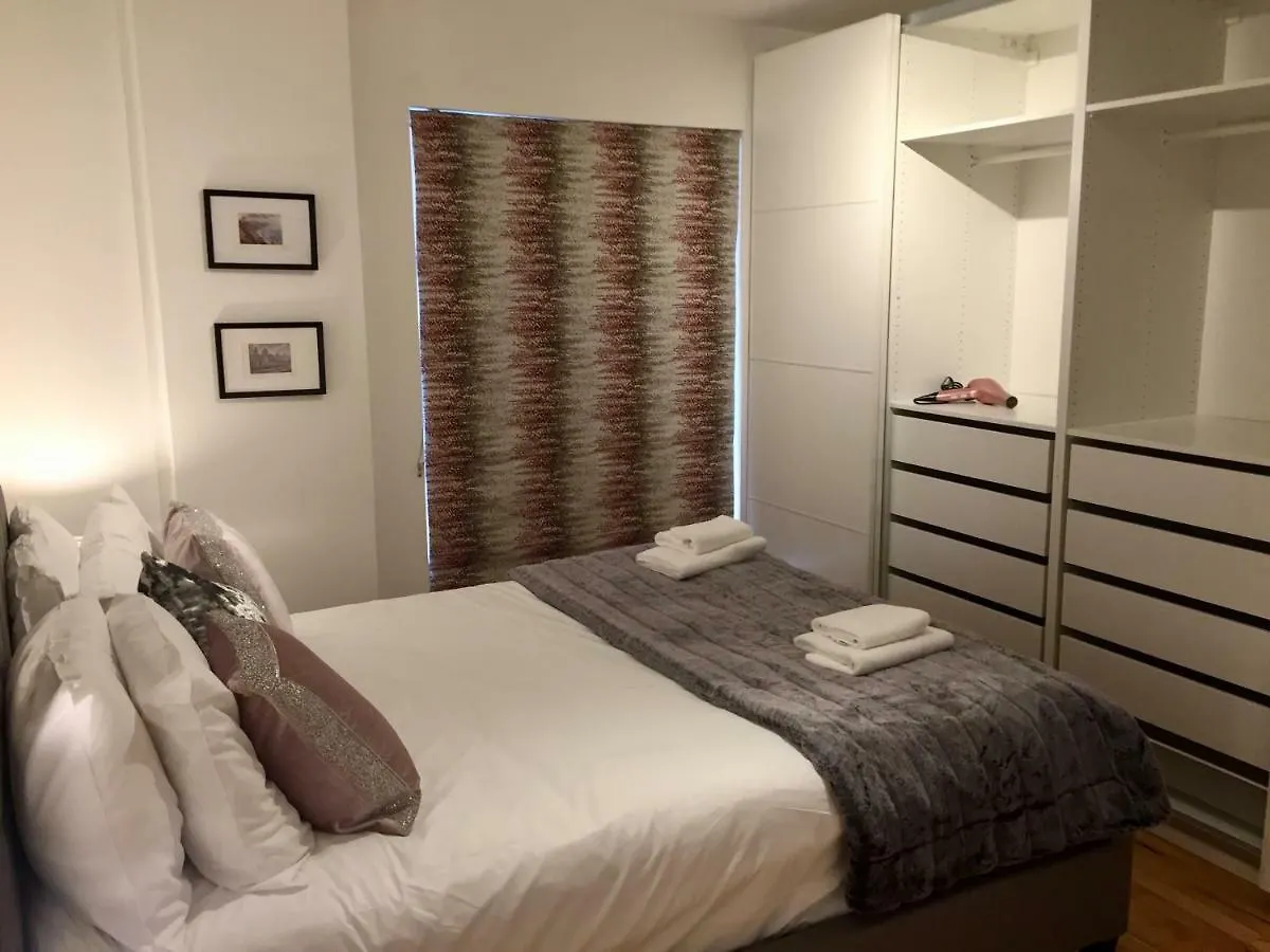 City Centre Belfast Free Parking Apartment